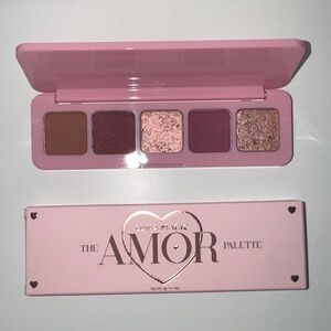 Luna Magic The Amor mini eyeshadow palette, mauve shades